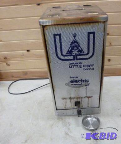 lot 12 image: Luhr-Jensen Little Chief Electric Smoker...