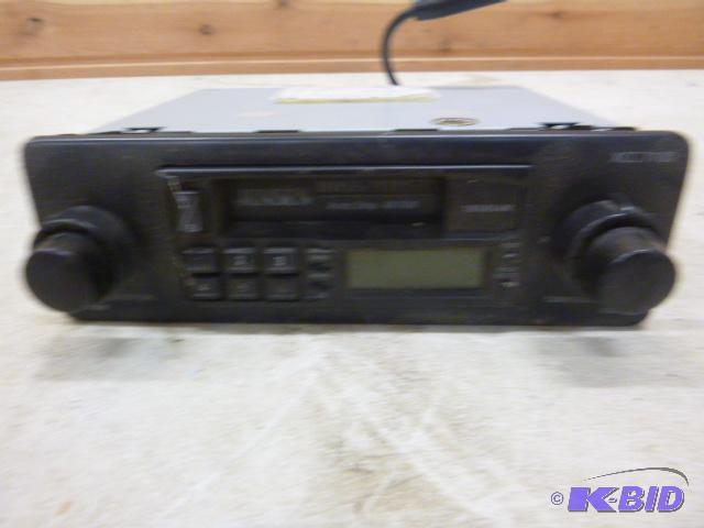 lot 134 image: Jensen XXC 7100 Car Stereo AMFMCassette...
