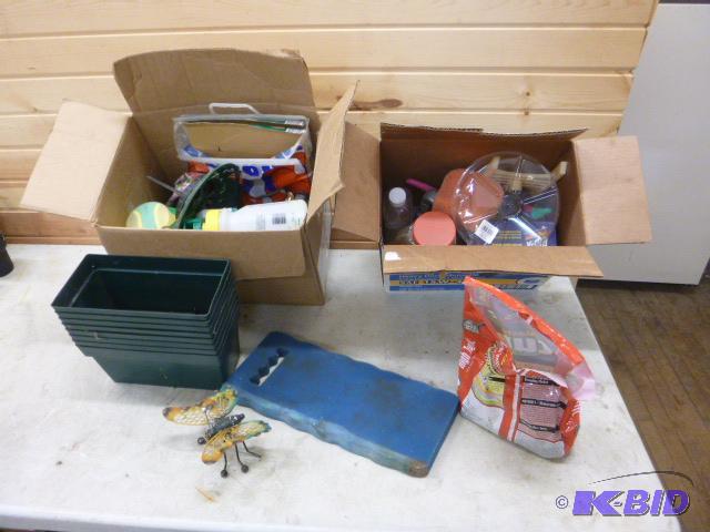 lot 140 image: Lot of Miscellaneous Garden Items...