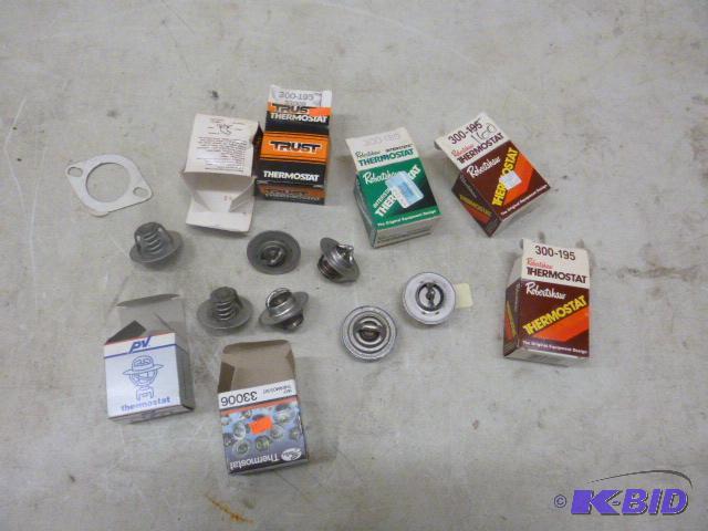 lot 171 image: Lot of Thermostats...