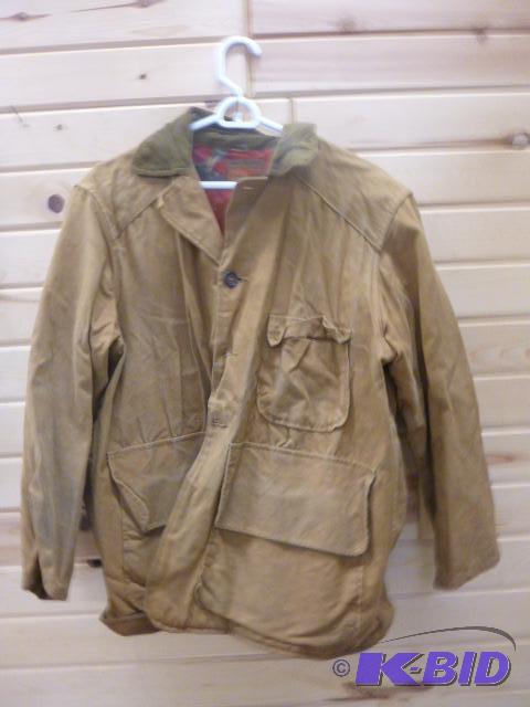 lot 180 image: Hunting Jacket Size M...