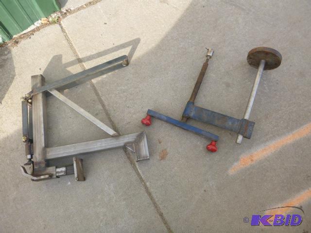 lot 211 image: Jig and 12" Socket Driver...