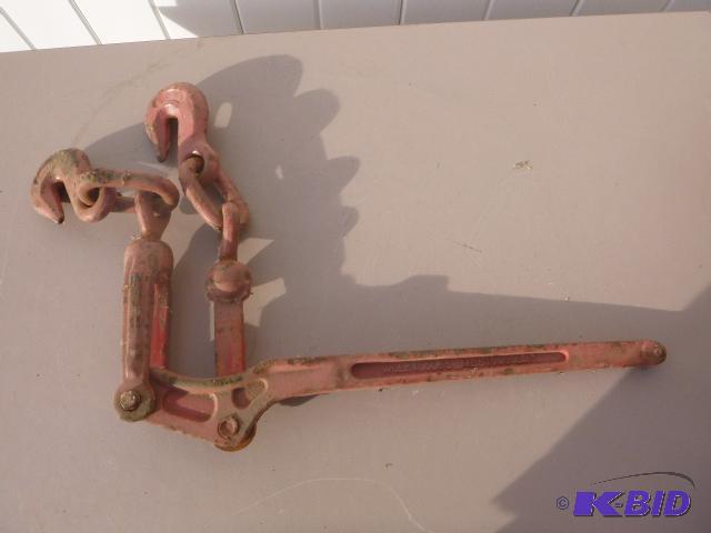 lot 220 image: 516" to 38" Chain Binder...