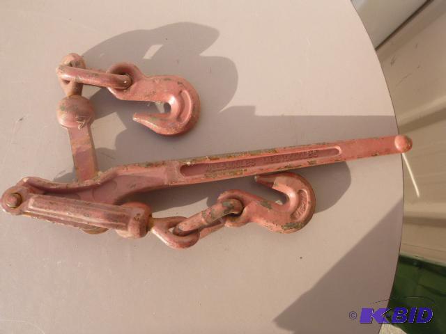 lot 221 image: 516" to 38" Chain Binder...