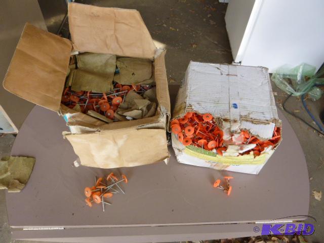 lot 225 image: 2 Boxes of Grip Caps...