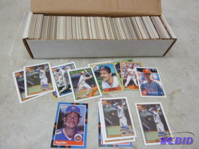 lot 25 image: Baseball Cards Approximately 700....