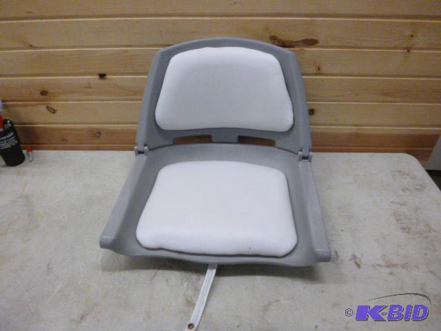 lot 40 image: Boat Seat...