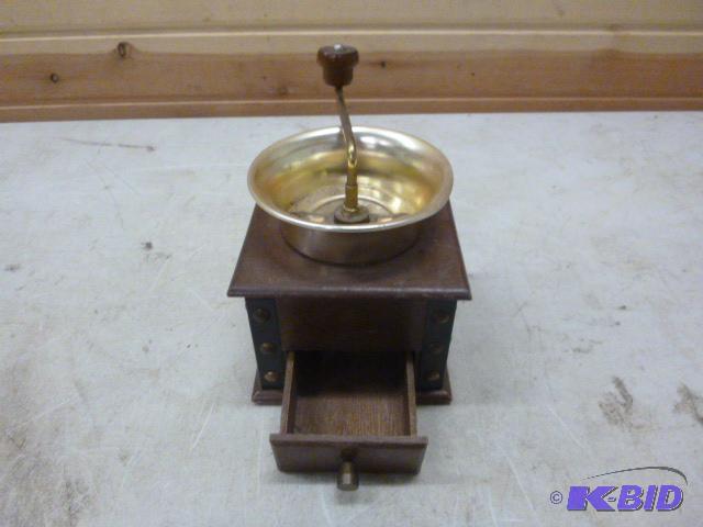 lot 46 image: Old Fashioned Coffee Grinder...