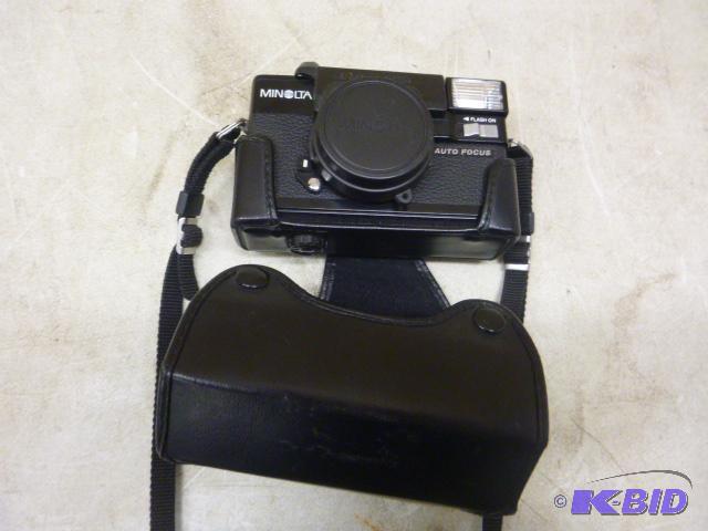 lot 57 image: Minolta 35mm Camera Hi-Matic A-F2...