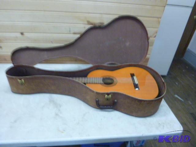 lot 88 image: Conn Guitar with Case...