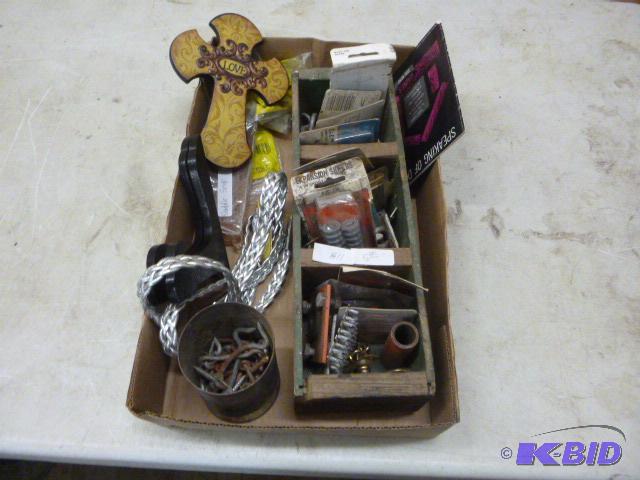 lot 90 image: Box of Miscellaneous Items...
