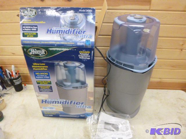 lot 95 image: Hunter Ultra Humidifier ...