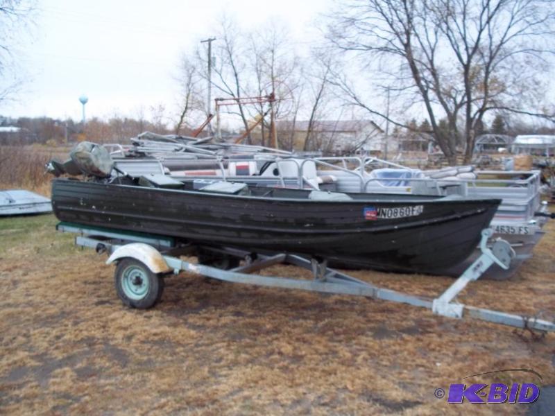 lot 12 image: 14" Aluminum Fishing Boat and Trailer an...