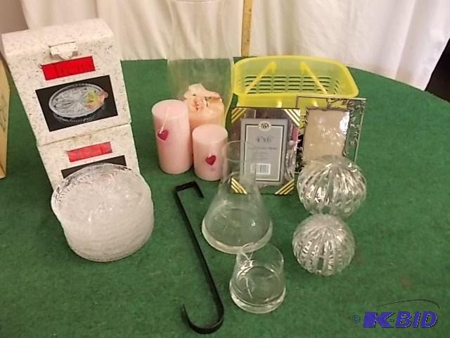 8-Small Crystal Plates, Glass Spheres, Vases,...