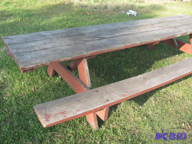 10 Long Picnic Table
