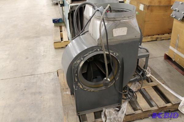 lot 14 image: Dayton Commercial Heavy Duty Air Blower 2 HP ...