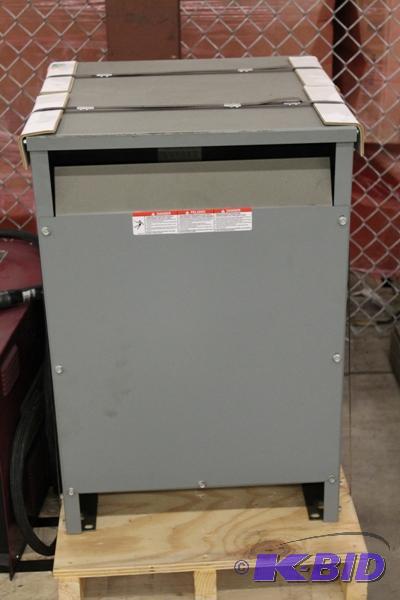 lot 18 image: Square D Electric Transformer Sorgel 3 Phase ...