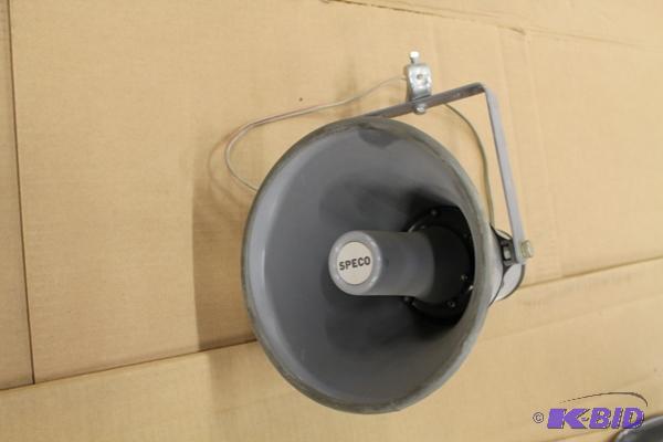 lot 22 image: SPECO Weather Proof&nbspTrumpet Horn Nominal...