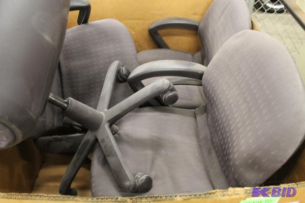 lot 75 image: Lot Of Office Chairs In Big Box What You See ...