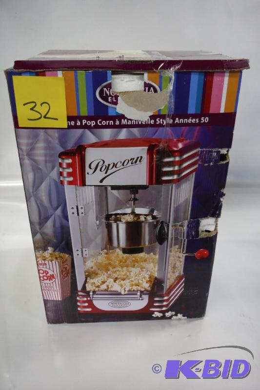 Nostalgia Electrics RKP630 Retro Series Kettle Popcorn Maker