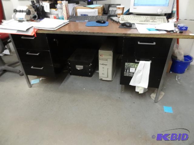 Metal Office Desk 5 Drawers Has Lock And Ke K C Auctions