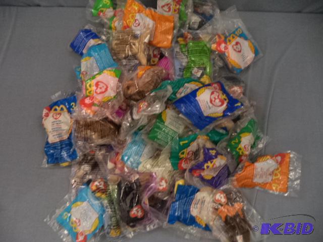 lot 103 image: Teenie Beanie Babies