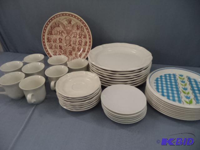 lot 161 image: Dinnerware