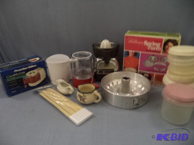 lot 163 image: Kitchenwares