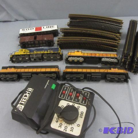 lot 208 image: Model Train, N Gauge