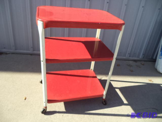 lot 21 image: Vintage Kitchen Cart