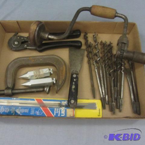 lot 213 image: Hand Tools