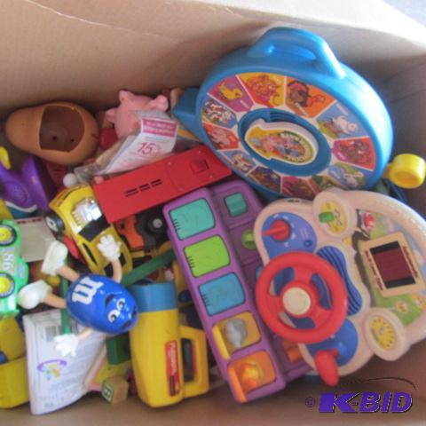 lot 218 image: Toys