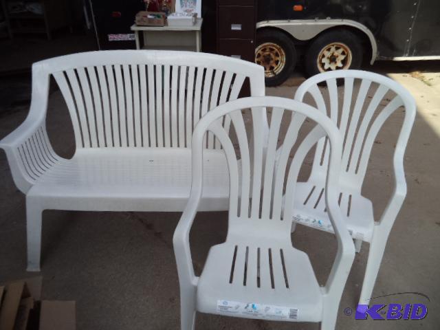 lot 236 image: Garden Bench, Chairs