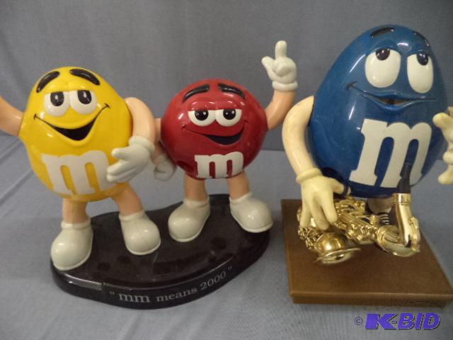 lot 83 image: M and M