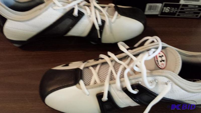 Under Armour Football Cleat