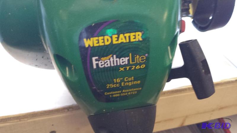 Featherlite XT260 Weedeater