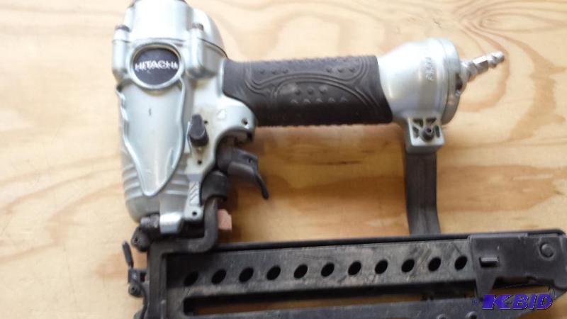 Hitachi Stapler