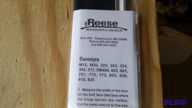 Reese Door Sweep, 36, NEW
