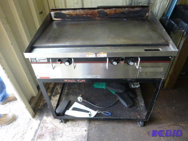 lot 1 image: AWP Wyott&nbspFlat Top Griddle 36" X 24...