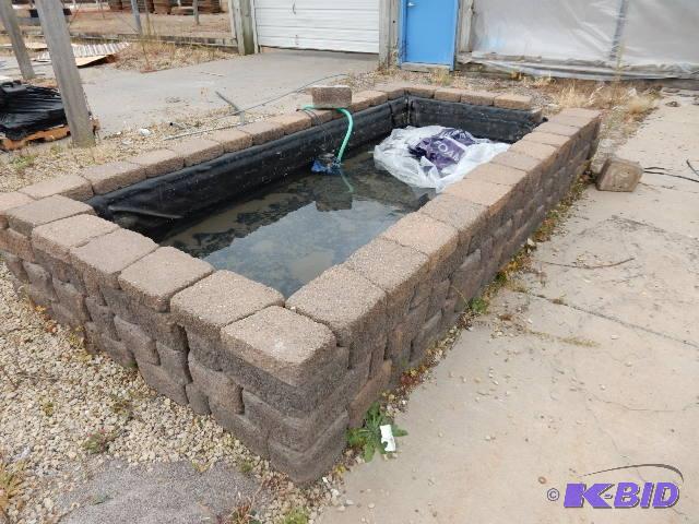 Nice landscaping stones as shown. This partic...