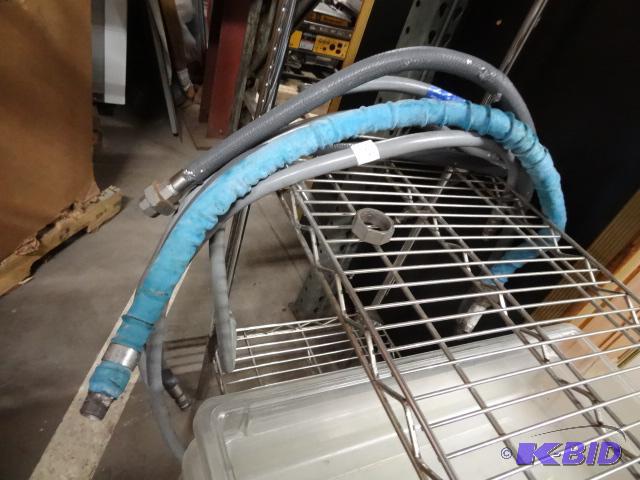 lot 101 image: Misc commercial gas and water hoses...