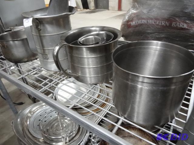 lot 109 image: Misc measuring cups...