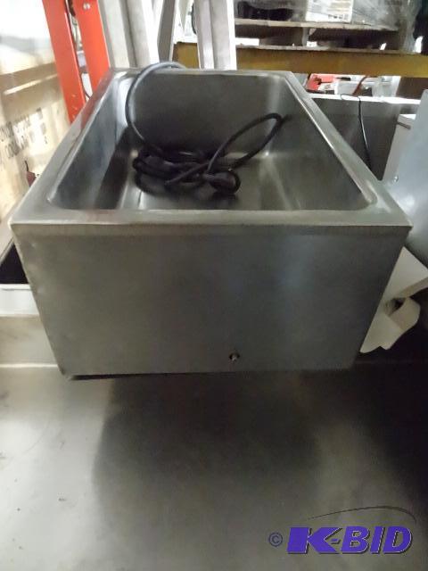 lot 11 image: Unknown brand single table top food warmer. 1...