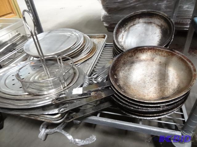 lot 110 image: Sautee pans. Pizza pans and more...