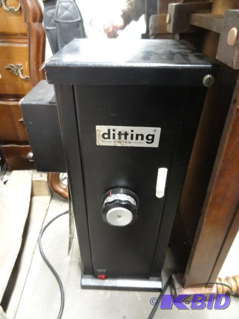 lot 29 image: Ditting swiss commercial coffee bean grinder....