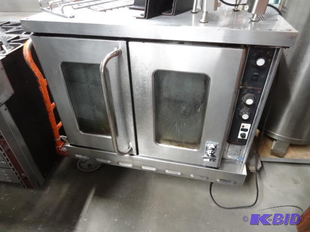 lot 35 image: Montague convection oven. Natural gas...