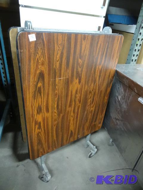 lot 38 image: 72 x 30 fold up cafeteria table...