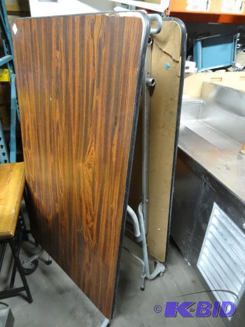 lot 39 image: 96 x 30 fold up cafeteria table...