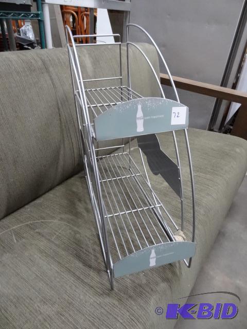 lot 72 image: Metal retail display. 20 x 8 x 20...