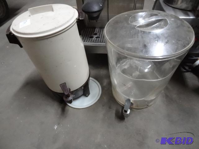 lot 74 image: West bend coffee pot. Iced tea or lemonade di...